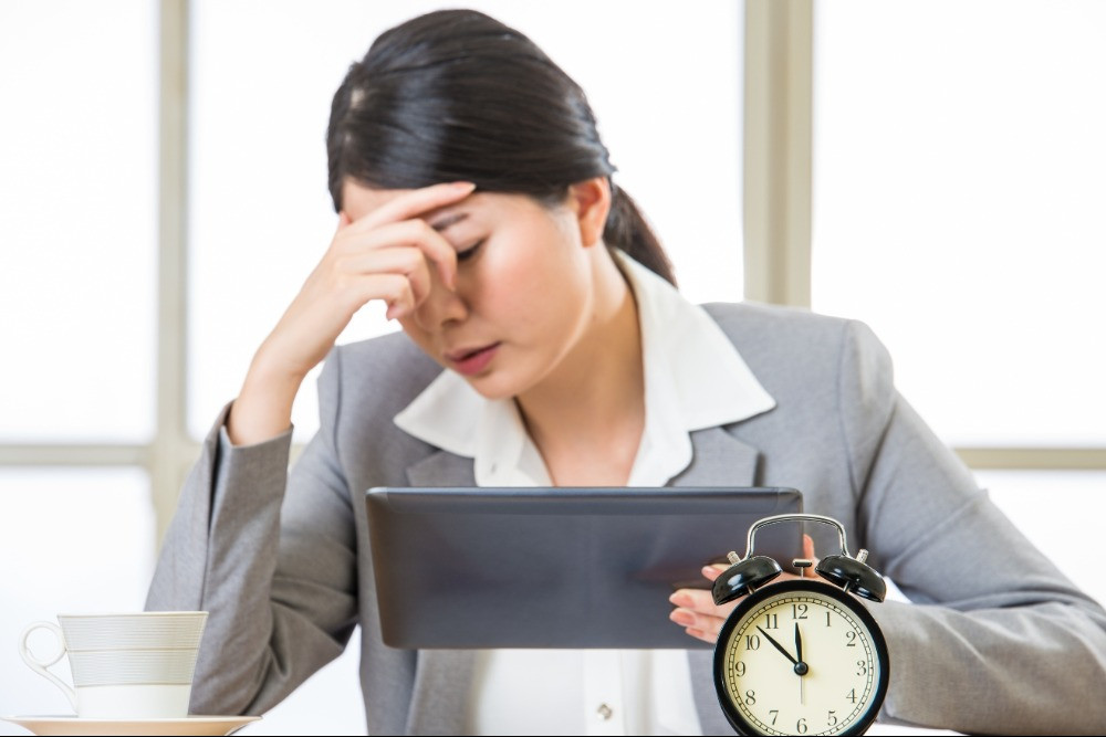 effective-work-time-management-tips-to-avoid-feeling-overwhelmed-363662.jpg