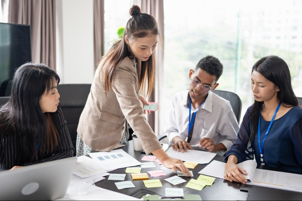 what-is-a-management-trainee-here-are-its-functions-389922.jpg